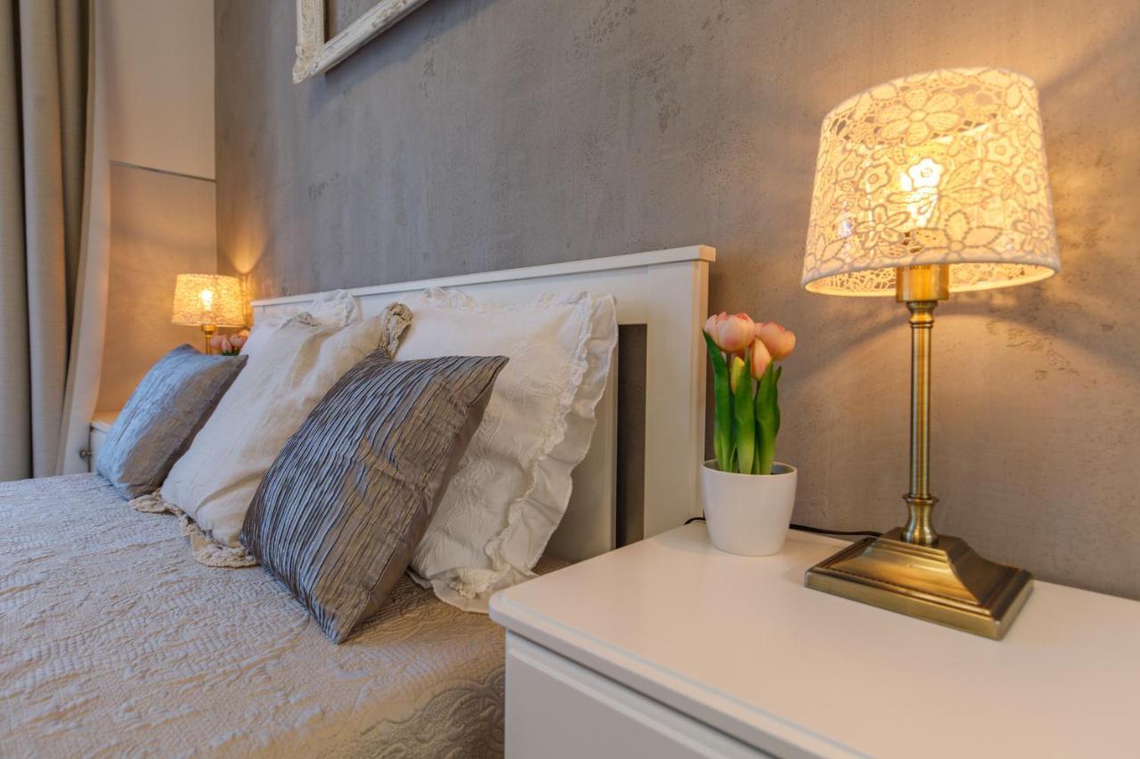K40 Romantic Deluxe Studio In The City Center Βουδαπέστη Εξωτερικό φωτογραφία